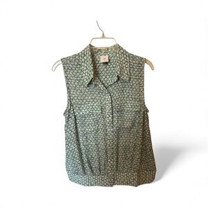 CAbi Green Patterned Sleeveless Blouse